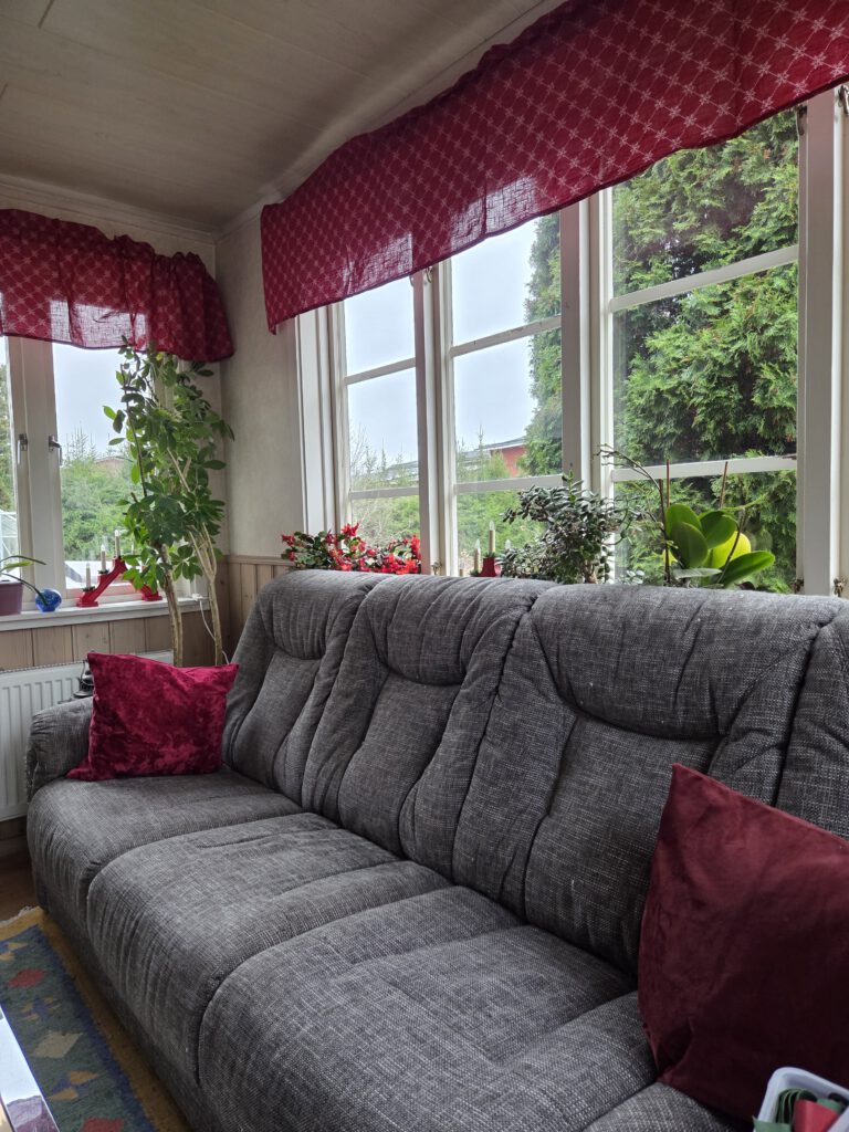 Stillsam onsdag i alkoven på Villa Hasseläng